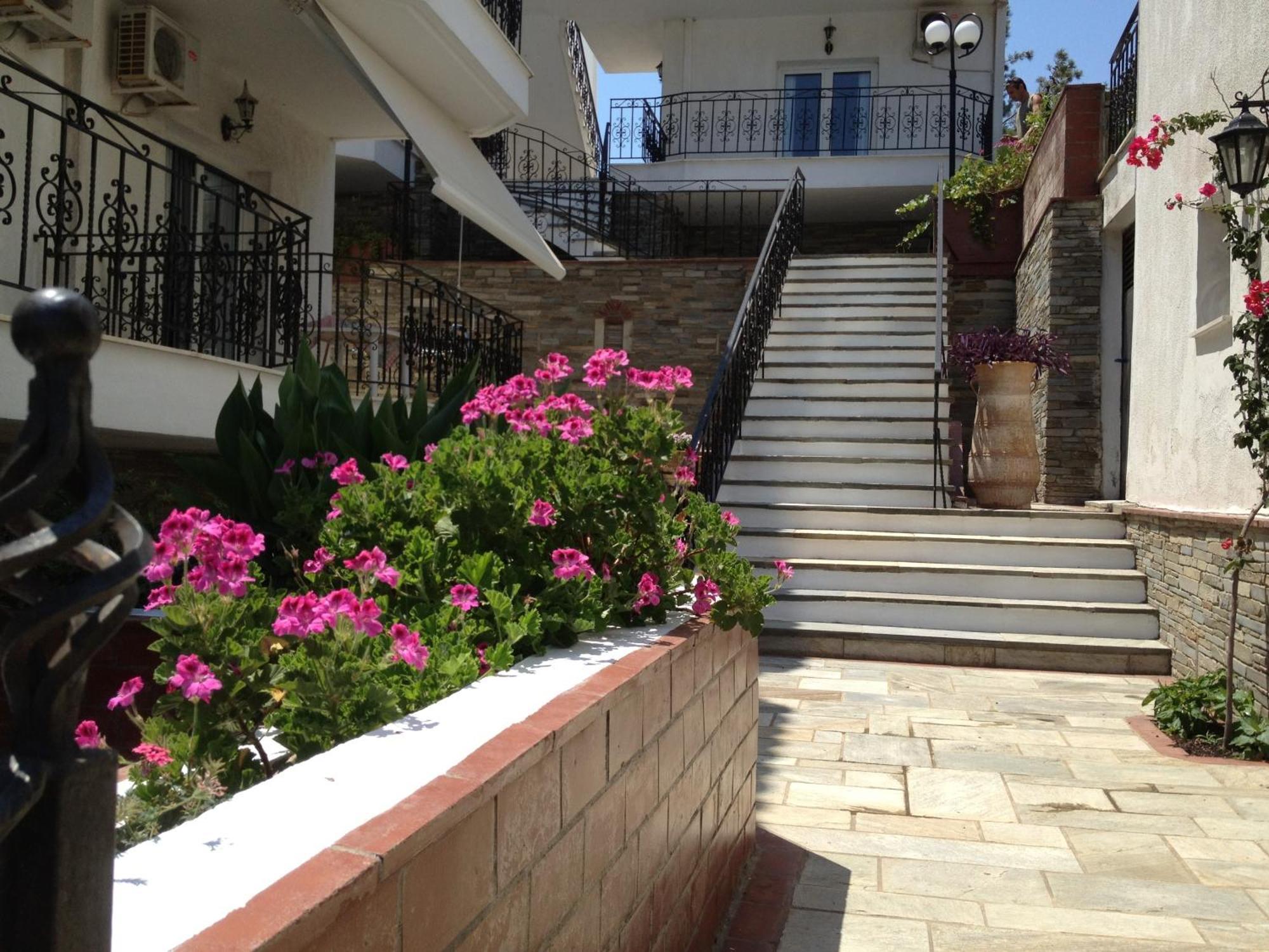 נאה רודה Lazaridis Luxury Studios & Apartments מראה חיצוני תמונה
